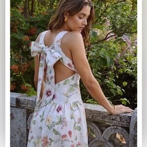 Elegant Floral Midi Dress